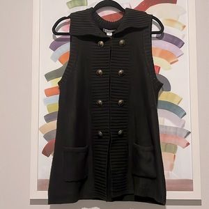 Sleeveless Ribbed Collar Sweater Vest. Decorative Buttons. Pockets. Hook Closure